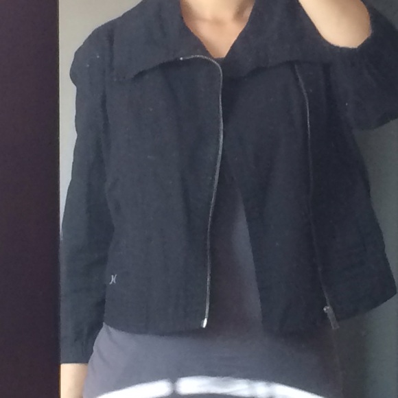 Hurley Zipper Jacket Black 3/4 Sleeve - Picture 3 of 4