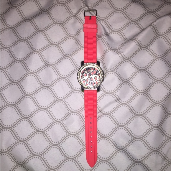 Pink cheetah watch!