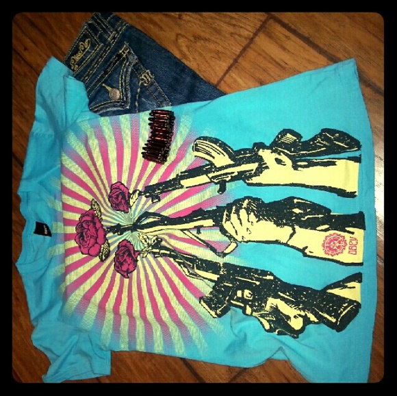 Obey shirt