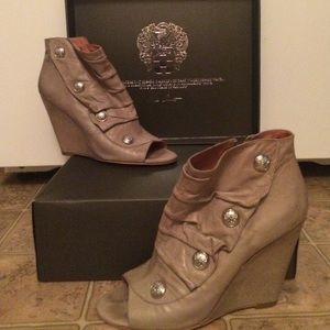 Vince Camuto wedge open toed boots