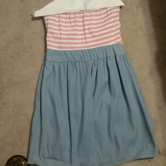 Summer dress - Picture 2 of 3