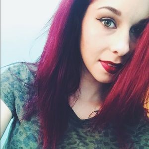 Meet your Posher, Amanda