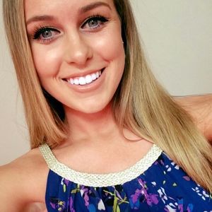 Meet your Posher, Kelli