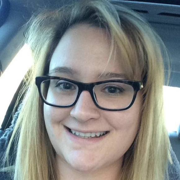 Meet your Posher, Samantha - Picture 1 of 1