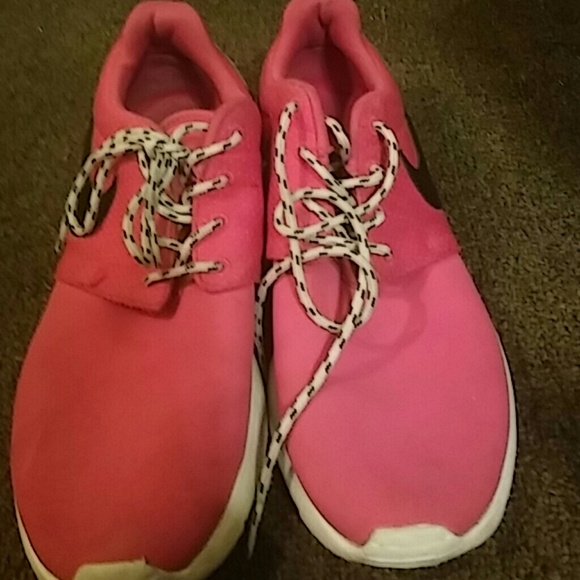 Roshe Runs