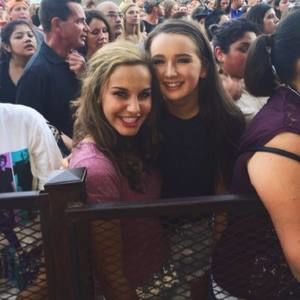 Meet your Posher, Avery