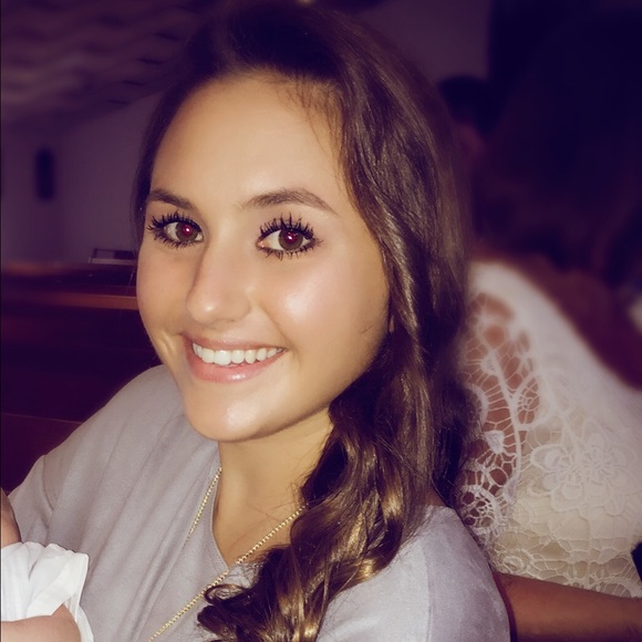 Meet your Posher, Gabby