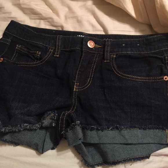 Dark blue jean shorts - Picture 1 of 3