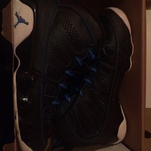 Jordan Photo Blue 9's