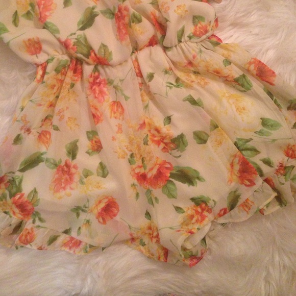 || floral romper || - Picture 2 of 4