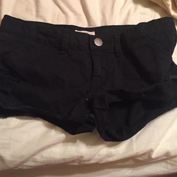Black jean shorts - Picture 1 of 3