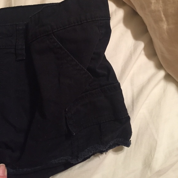 Black jean shorts - Picture 2 of 3