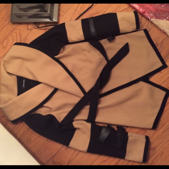 Hooded wrap jacket