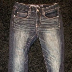 American Eagle dark wash skinny jeans