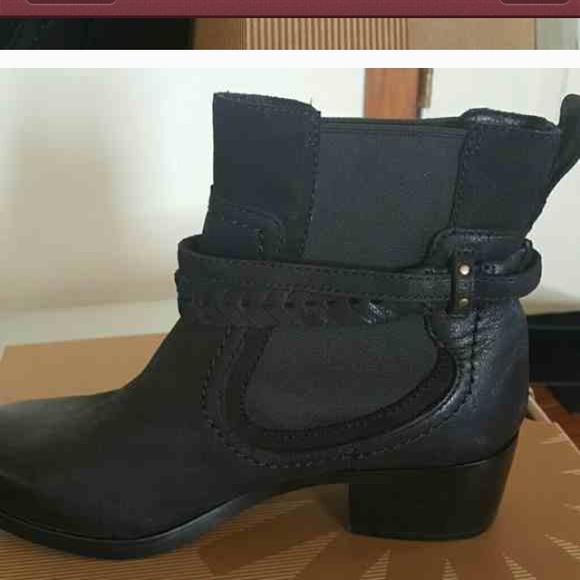 Authentic uggs