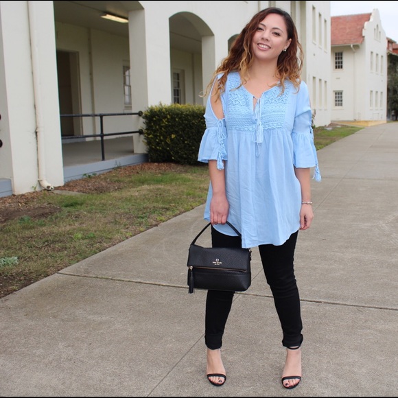 ✳️CLEARANCE✳️ Blue Tunic Tassel Blouse - Picture 2 of 4