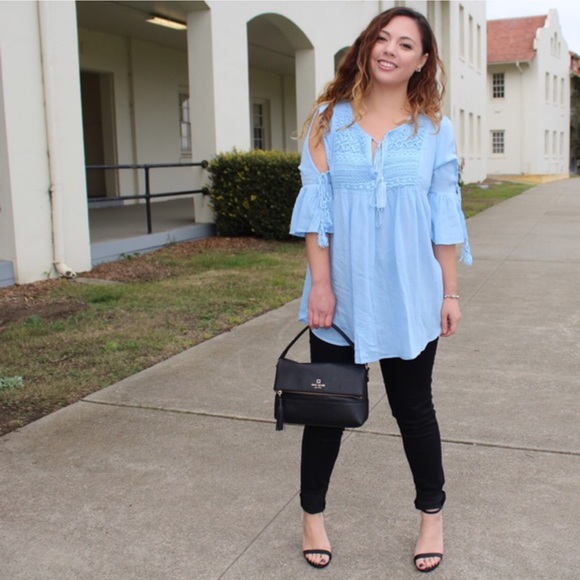 ✳️CLEARANCE✳️ Blue Tunic Tassel Blouse - Picture 2 of 4