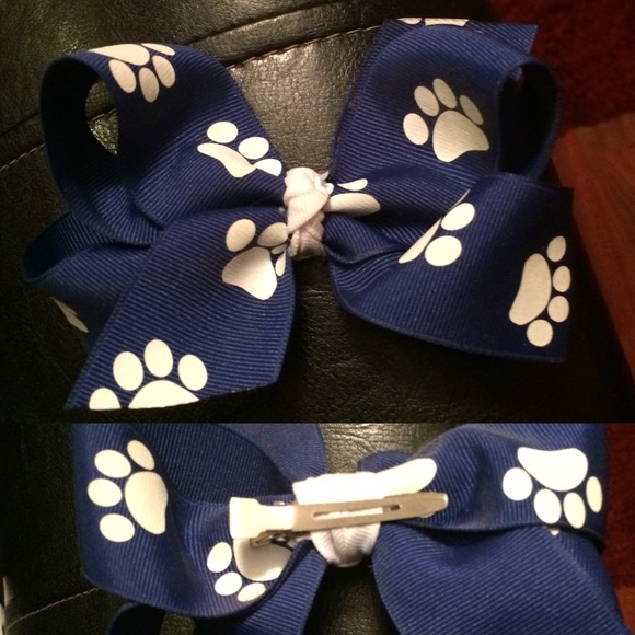 Hair bow - Picture 1 of 1