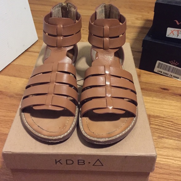 Kelsi dagger gladiator sandals