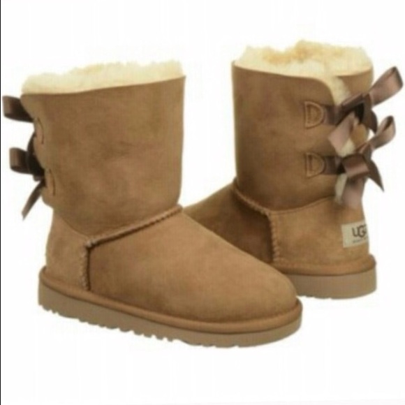 ISO: bailey uggs size 8