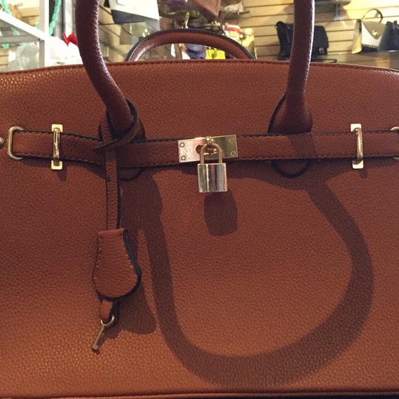 Hermes-like bag