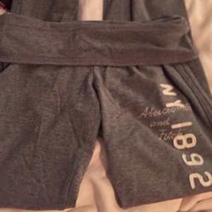 ✨SOLD✨ A&F gray yoga pants