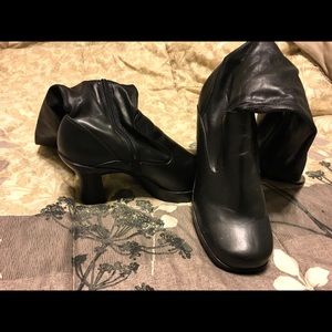 Leather Boots/Knee High