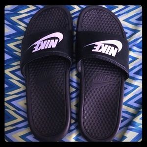 Nike slippers