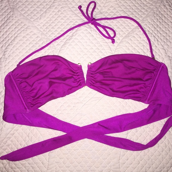 Bikini - Picture 4 of 4
