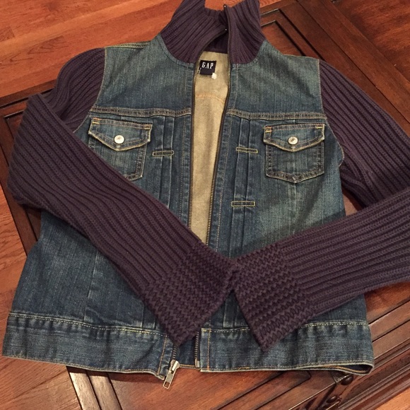 Gap Sweater & Denim Jean Jacket - Picture 2 of 4