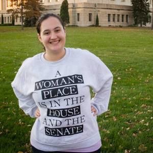 Meet your Posher, Alma