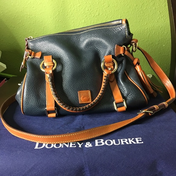 Dooney & Bourke bag