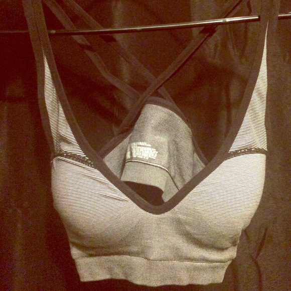 VS PINK, sports bra. Brand new. Medium.