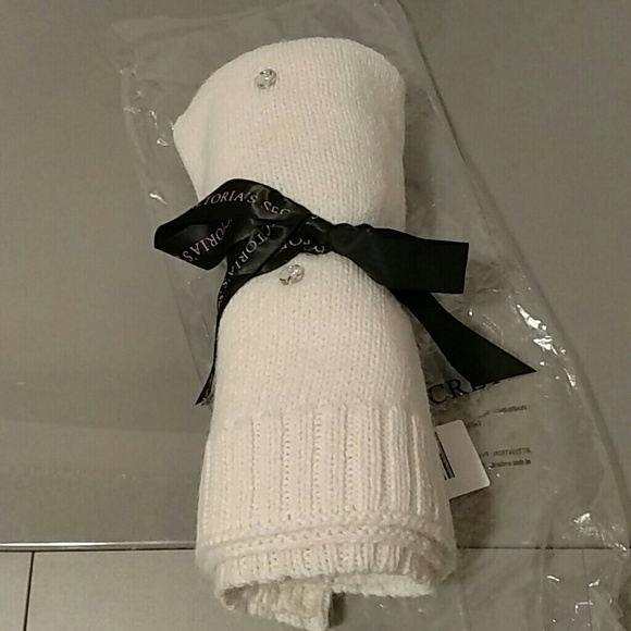 Last Weekend For Sale! - Picture 4 of 6