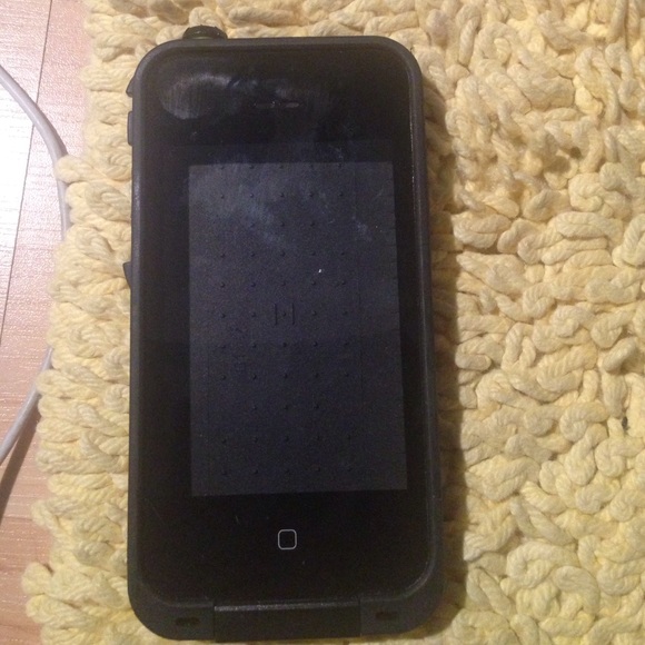 waterproof iPhone 4/4s case