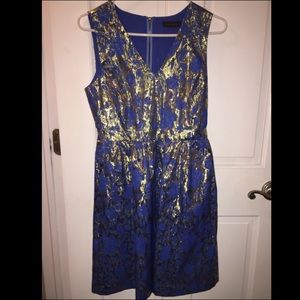 Gorgeous dress. Size 2. The Limited