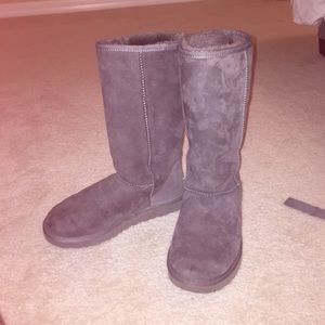 AUTHENTIC GREY UGG HIGH BOOTS
