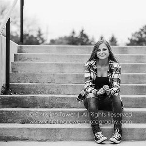 Meet your Posher, Alexis