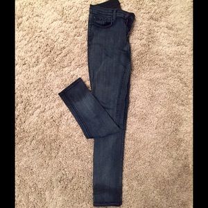 J Brand 811 Photo Ready Skinny Jeans