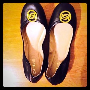 bebe flats