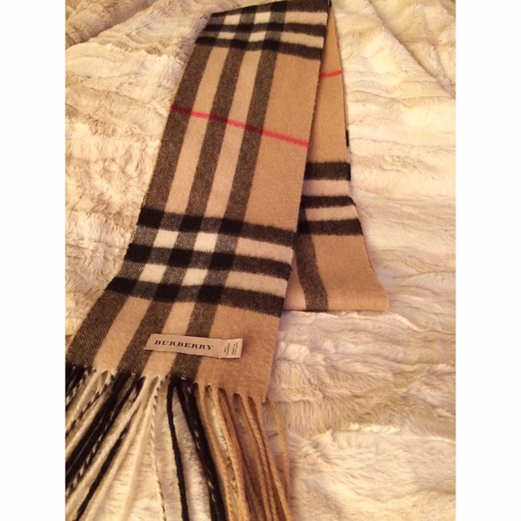 Burberry 100% Cashmere Camel Check Scarf