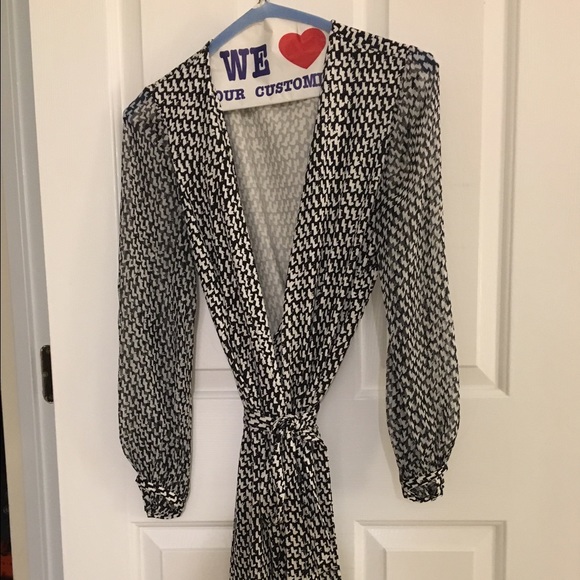 DVF Black & White Dress - Picture 2 of 3