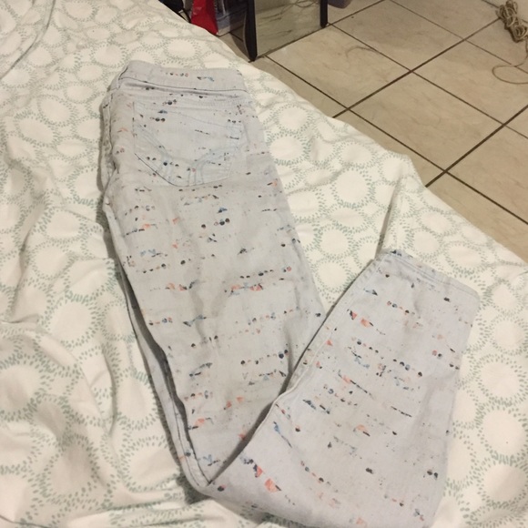 Ankle length jeans