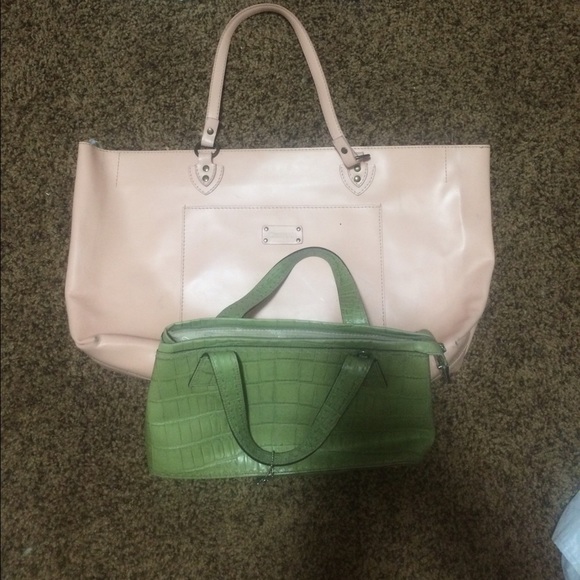 @ruby70 Pink tote and green fossil bundle