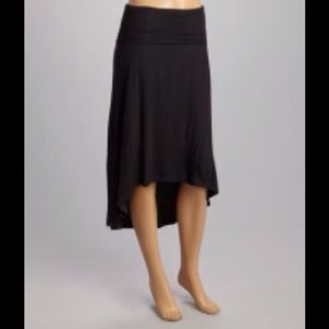 High low black fold over skirt.