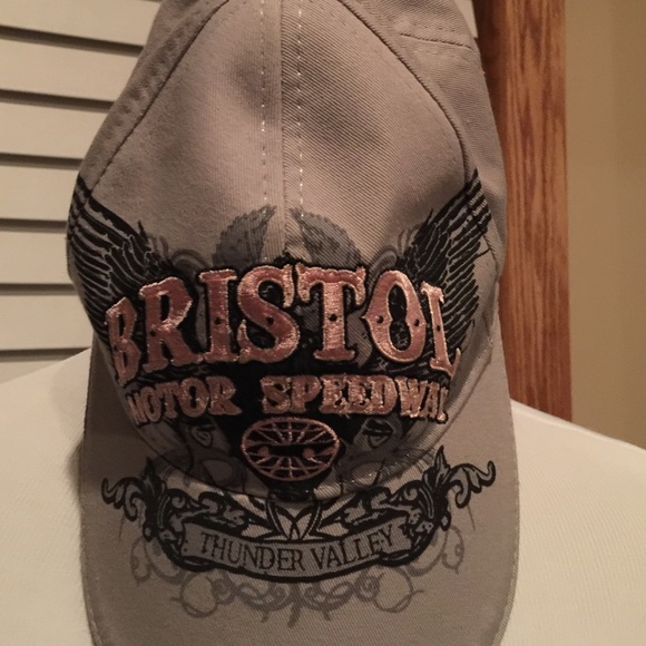 🏎🏎Bristol Motor Speedway Hat🏎🏎