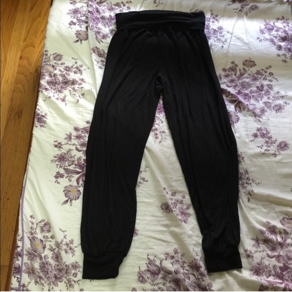 Black sweat pants small