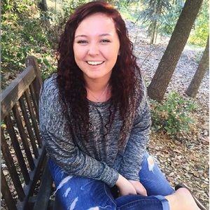 Meet your Posher, Natalie