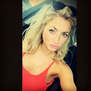 Meet your Posher, Dani