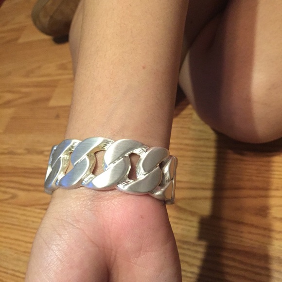 Silver Link Bangle - Picture 2 of 3